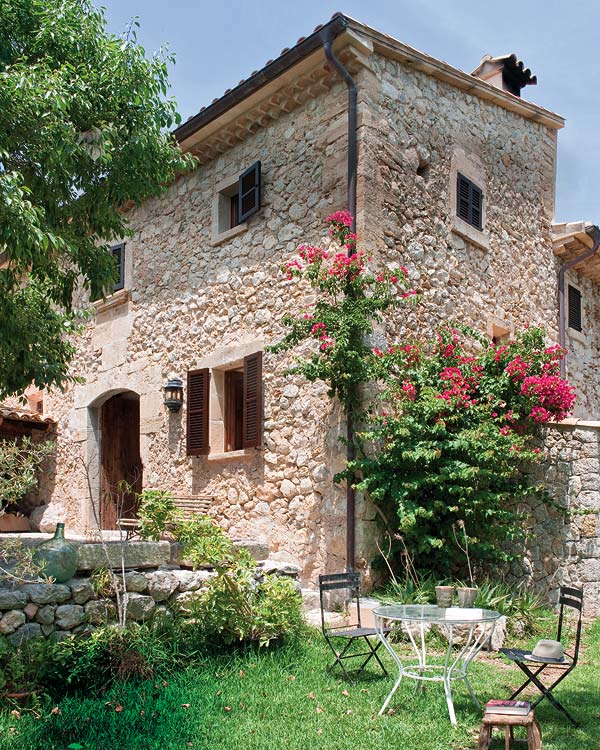 d deozrf322v Eclectic Mallorca Country House