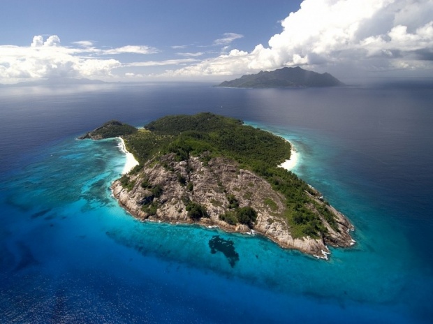 pi4c pic on Design You Trust pi4c A Luxury Private Island In The Seychelles