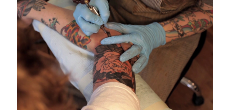 tattoo artist painter cris cleen documentary short 3 pic on Design You Trust tattoo artist painter cris cleen documentary short 3 Tattoo Artist & Painter Cris Cleen (Documentary Short)