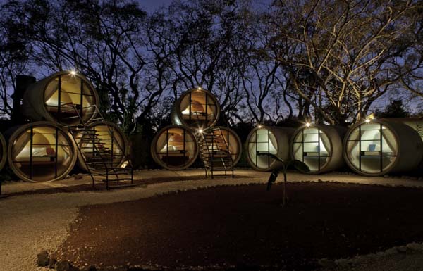 tubo hotel 02 Tubo Hotel   A Concrete Pipes Hotel in Mexico