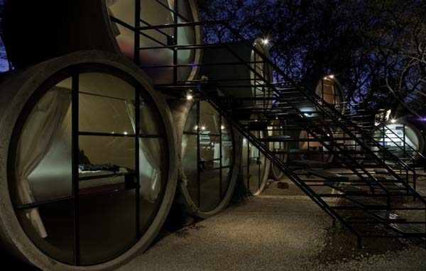 tubo hotel 04 Tubo Hotel   A Concrete Pipes Hotel in Mexico