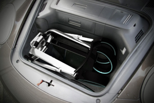 tumblr lpnx5mk0BX1qjtvg7o2 500 Porsche Baby Stroller by Dawid Dawod