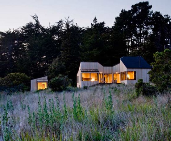 wh4a pic on Design You Trust wh4a Wooden House With The Sea View