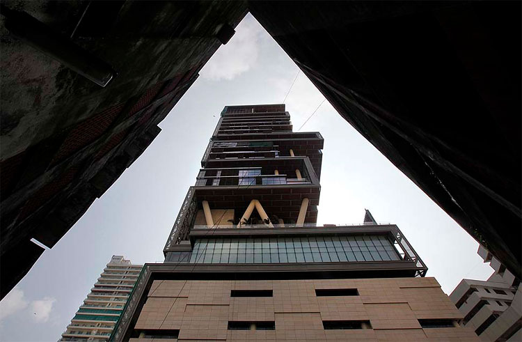 Most Expensive Home in the World has 27 Floors, Ocean and Slum Views 1129 Most Expensive Home in the World has 27 Floors, Ocean and Slum Views