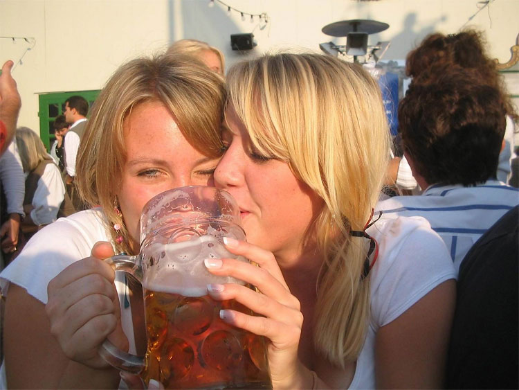 Oktoberfest: Worlds Biggest Beer Fest Begins 1135 Oktoberfest: Worlds Biggest Beer Fest Begins