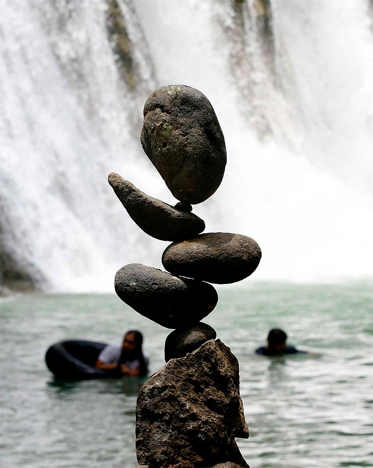 Anti gravity Phenomenon Rocks 177 Anti gravity Phenomenon Rocks