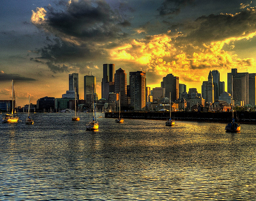 3236134237 d4e1768f8f 45 Very Beautiful Examples Of Skyline HDR Photography