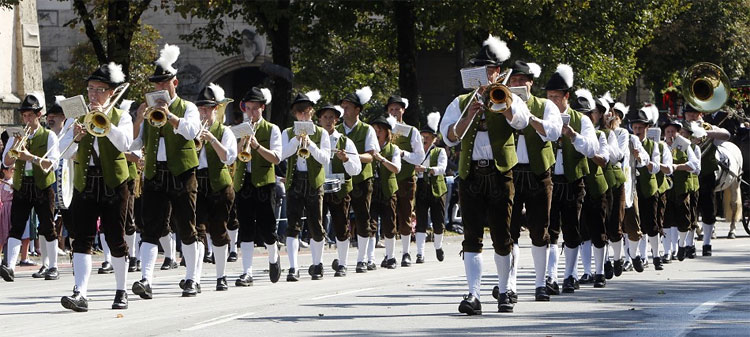 Oktoberfest: Worlds Biggest Beer Fest Begins 360 Oktoberfest: Worlds Biggest Beer Fest Begins
