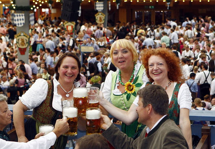 Oktoberfest: Worlds Biggest Beer Fest Begins 727 Oktoberfest: Worlds Biggest Beer Fest Begins