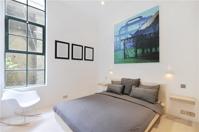 83951 flat 050911 10 pic on Design You Trust 83951 flat 050911 10 Clink Street Apartment Interior by Chiara Ferrari