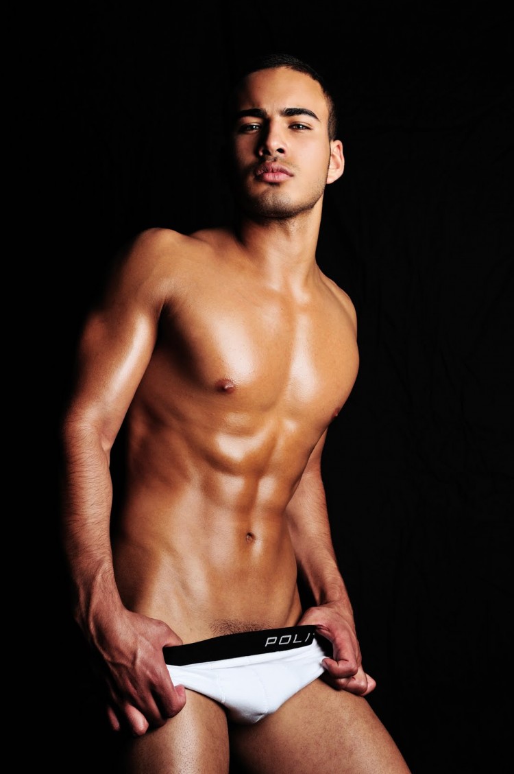 DSC 4543 750x1128 pic on Design You Trust DSC 4543 750x1128 AVAs Models @MediaNovak