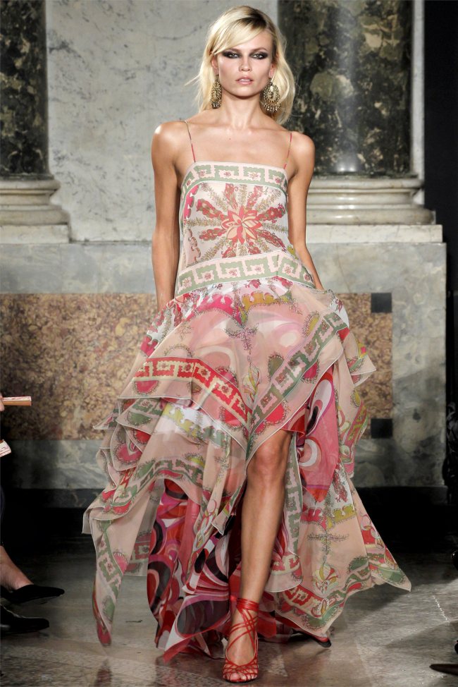 emilio pucci14 Emilio Pucci Spring 2012 at Milan Fashion Week