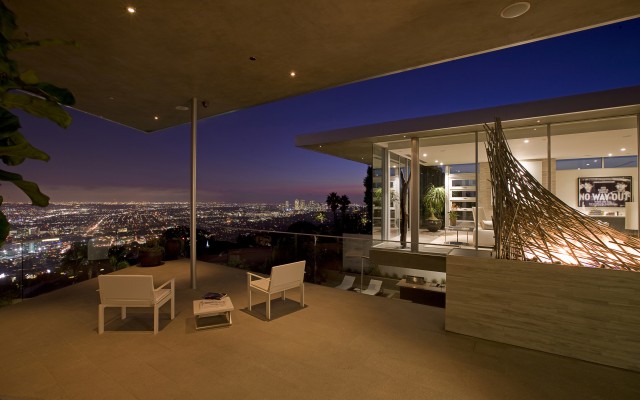 hs7b House with spectacular downtown city views