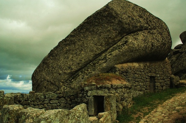 Monsanto // Portugal A Village Amongst Giant Boulders monsanto 05 Monsanto // Portugal A Village Amongst Giant Boulders