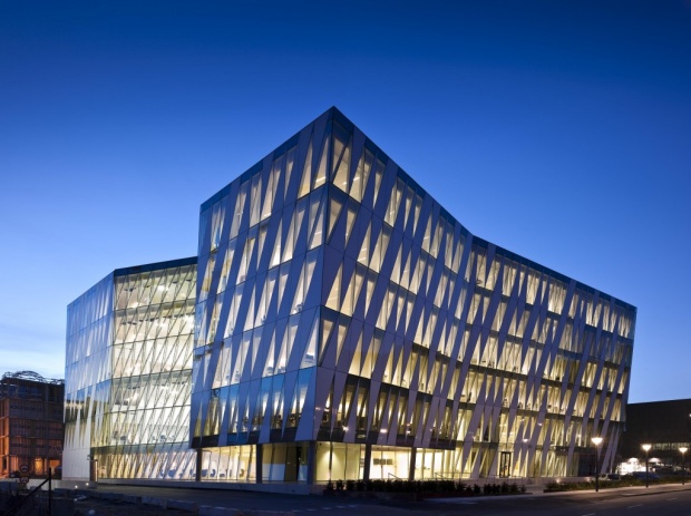 sb7a Saxo Bank and its New Digs