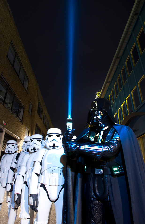 world’s largest lightsaber star wars blu ray launch largest lightsaber world’s largest lightsaber