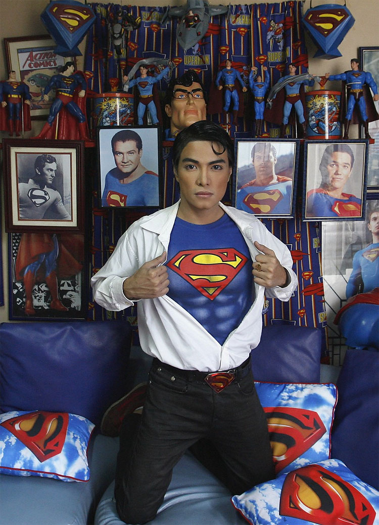 Plastic Surgery Superman: Fan Goes Under Knife to Look Like Superhero 1010 Plastic Surgery Superman: Fan Goes Under Knife to Look Like Superhero