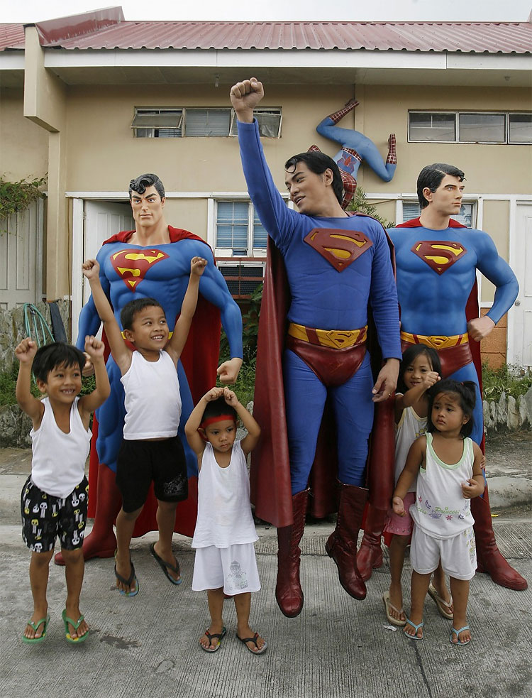 Plastic Surgery Superman: Fan Goes Under Knife to Look Like Superhero 1116 Plastic Surgery Superman: Fan Goes Under Knife to Look Like Superhero