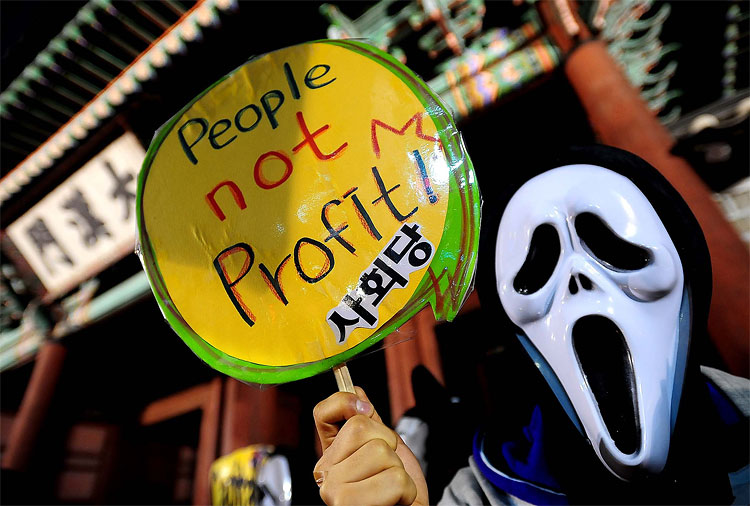 Occupy Protesters Creative Impact Against the System 2315 Occupy Protesters Creative Impact Against the System