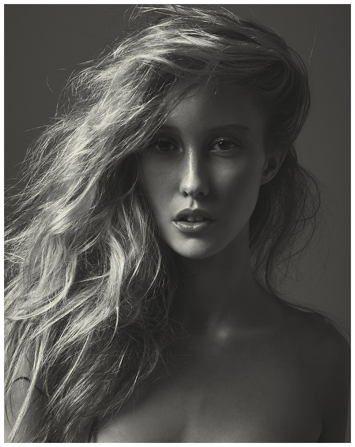  Gabrielle Sullivan by Romain Duquesne