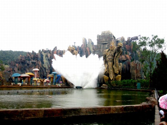 Warcraft Starcraft park China01 pic on Design You Trust Warcraft Starcraft park China01 World Joyland theme park