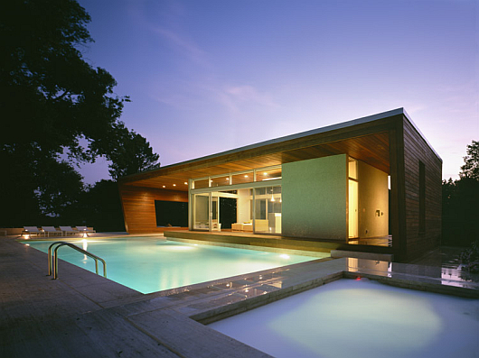 i1a157 Modern Swimming Pool House by Hariri & Hariri