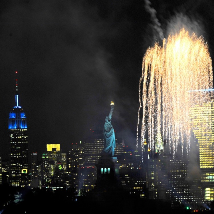 liberty jc 125 750x750 pic on Design You Trust liberty jc 125 750x750 Fireworks for the Statue of Libertys 125th birthday