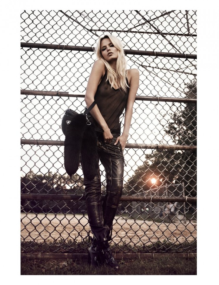 natasha poly5 750x974 Natasha Poly for Vogue Spain November 2011
