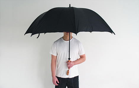 tumblr lsfvynVSmL1qjtvg7o1 500 Polite Umbrella by Joo Youn Paek