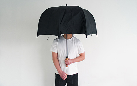 tumblr lsfvynVSmL1qjtvg7o2 500 Polite Umbrella by Joo Youn Paek