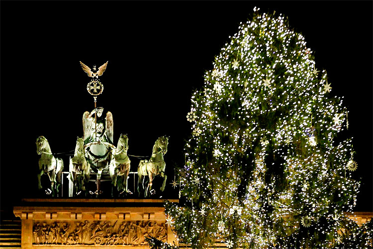 Spectacular Christmas Markets From Across the World 1145 Spectacular Christmas Markets From Across the World