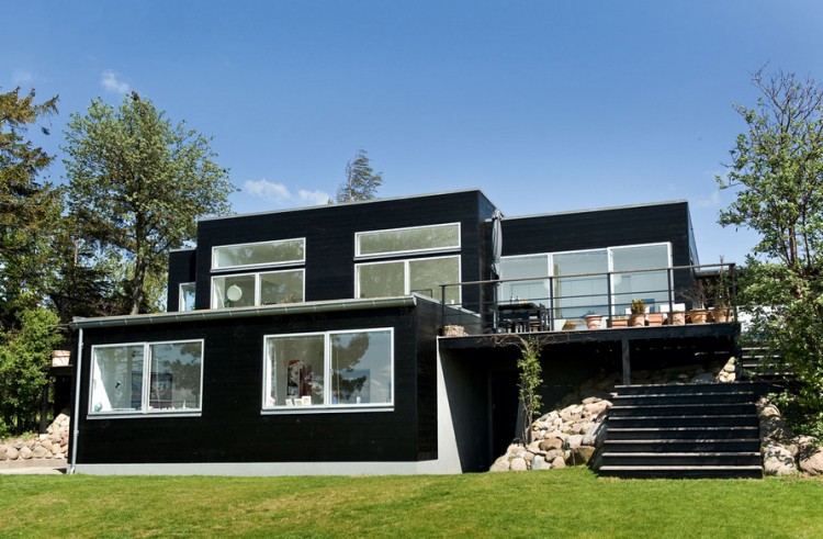 The black house in Denmark 1152 750x491 The black house in Denmark