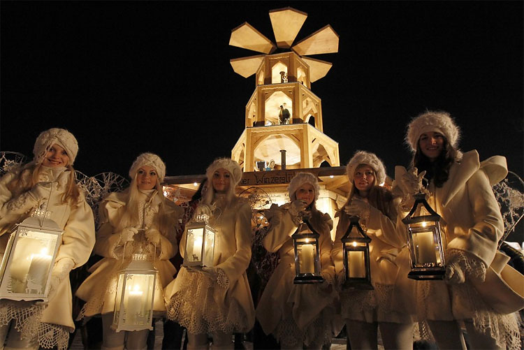 Spectacular Christmas Markets From Across the World 440 Spectacular Christmas Markets From Across the World