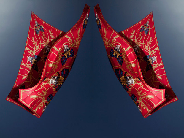 alexander mcqueen scarf collection fall winter 2011 11 pic on Design You Trust alexander mcqueen scarf collection fall winter 2011 11 god save mcqueen!