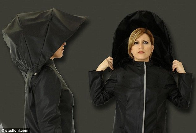 article 2061973 0ED04CEE00000578 308 634x430 Umbrella Raincoat by Athanasia Leivaditou