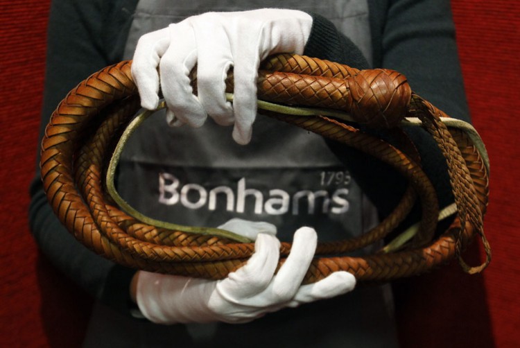 Bonhams Entertainment Memorabilia auction 11 02 750x502 Bonhams Entertainment Memorabilia auction