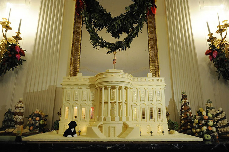 White House Christmas Decoration Honors U.S. Military Service 110 White House Christmas Decoration Honors U.S. Military Service