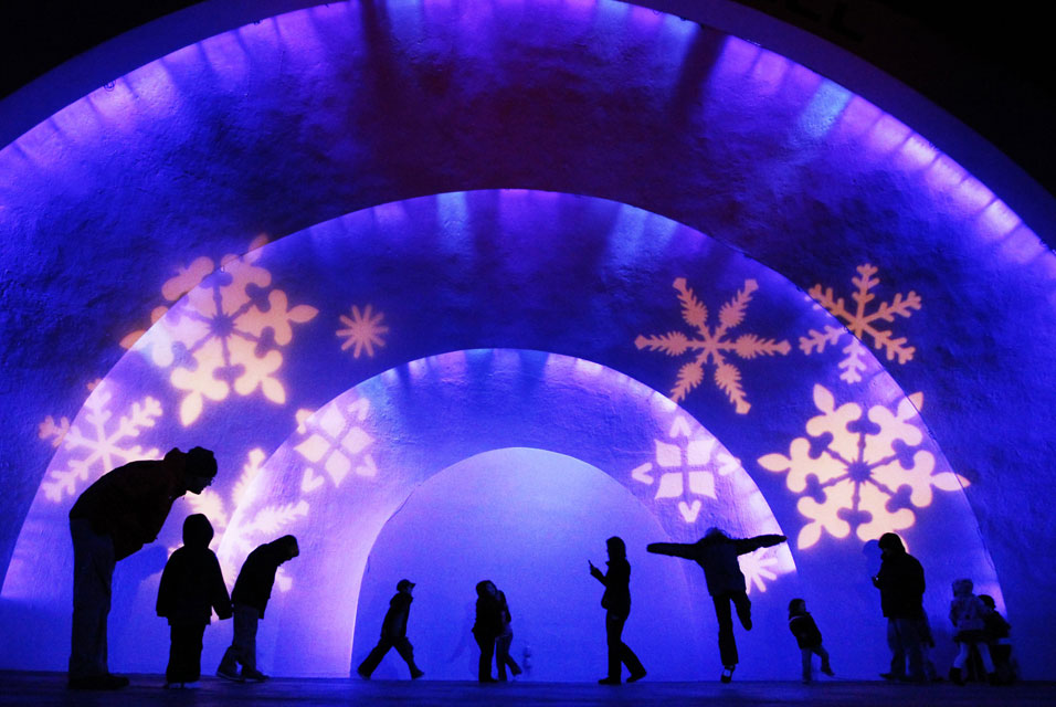 12 03 Holiday silhouettes at the Brooks Museum of Art 