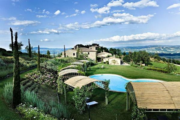 1600 4001 Beautiful Antique Villa In Italian Countryside