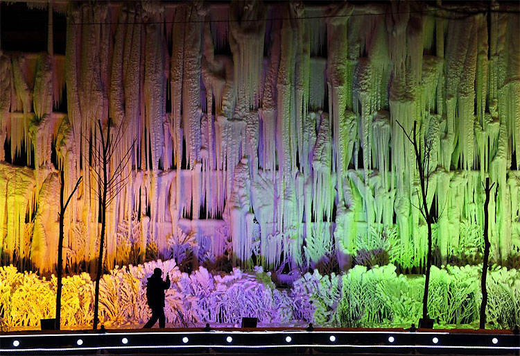 1628 Light it up! Harbin Ice and Snow Festival