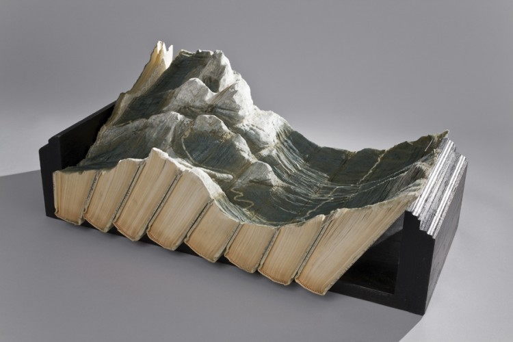 16 tectonic 1s11 750x500 Mind Blowing Book Sculptures by Guy Laramee