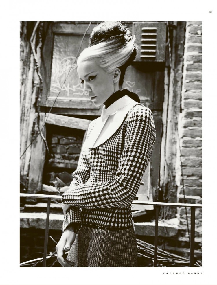 4491984a81fb 750x985 pic on Design You Trust 4491984a81fb 750x985 Daphne Guinness by Alan Gelati