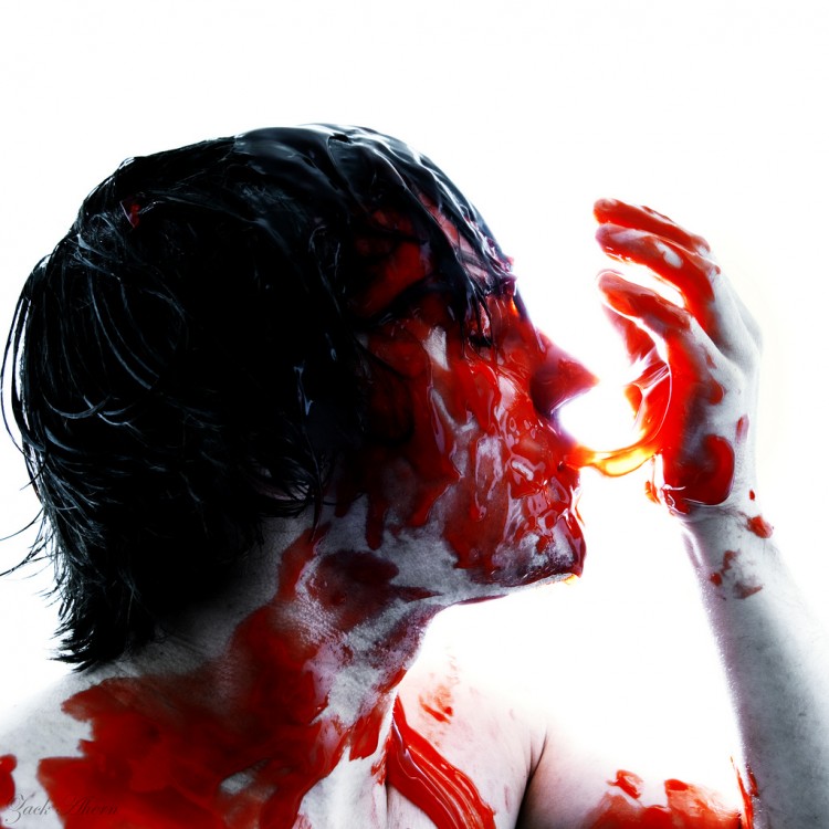 Surreal Photography by Zack Ahern 4911119550 fa4858c4d1 b 1 750x750 Surreal Photography by Zack Ahern
