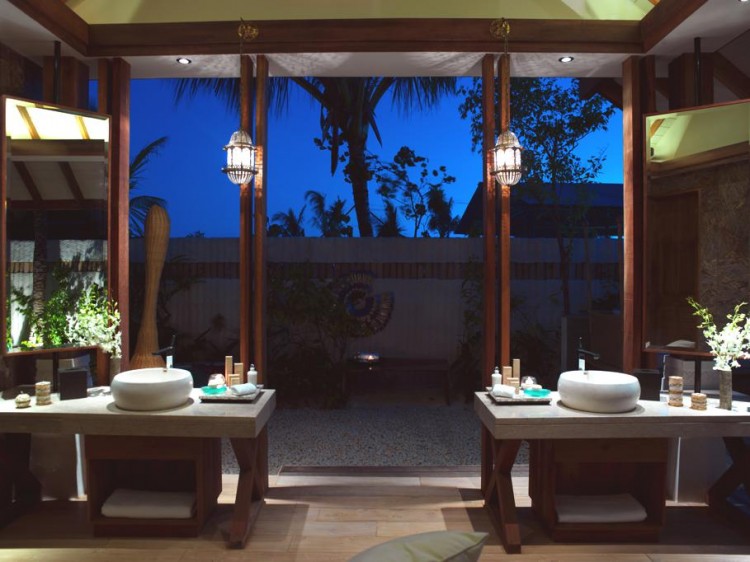 861 750x562 The Luxury Jumeirah Vittaveli, Maldives 