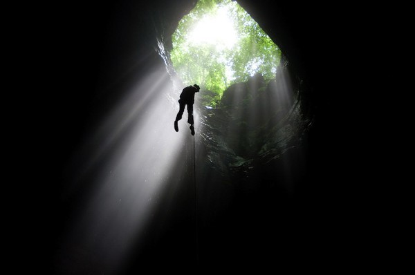 Earth From Below by Stephen Alvarez 3 Top 50 Visual Trends of 2011