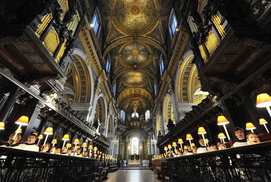 pb 111212 st pauls cathedral 8a.photoblog900 The Cathedral Choir practices at St. Pauls Cathedral