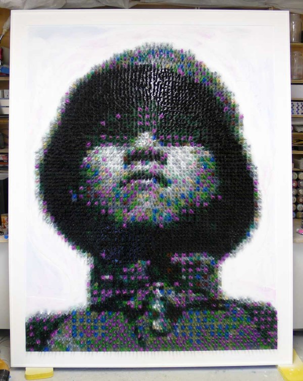 picture toy soldiers 01 pic on Design You Trust picture toy soldiers 01 Made In China – Portrait Made of 5.500 Toy Soldiers
