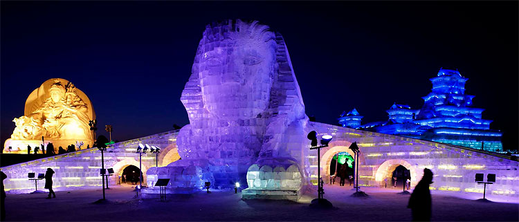 Harbin Ice and Snow Festival 2012: Spectacular Sculptures Pierce Chinas Skies 172 Harbin Ice and Snow Festival 2012: Spectacular Sculptures Pierce Chinas Skies