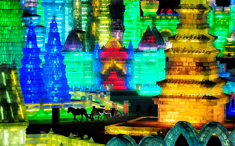 Harbin Ice and Snow Festival 2012: Spectacular Sculptures Pierce Chinas Skies 216 Harbin Ice and Snow Festival 2012: Spectacular Sculptures Pierce Chinas Skies
