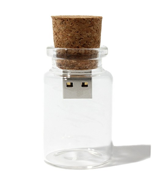 2202212 131 D Cork USB Flash Drive